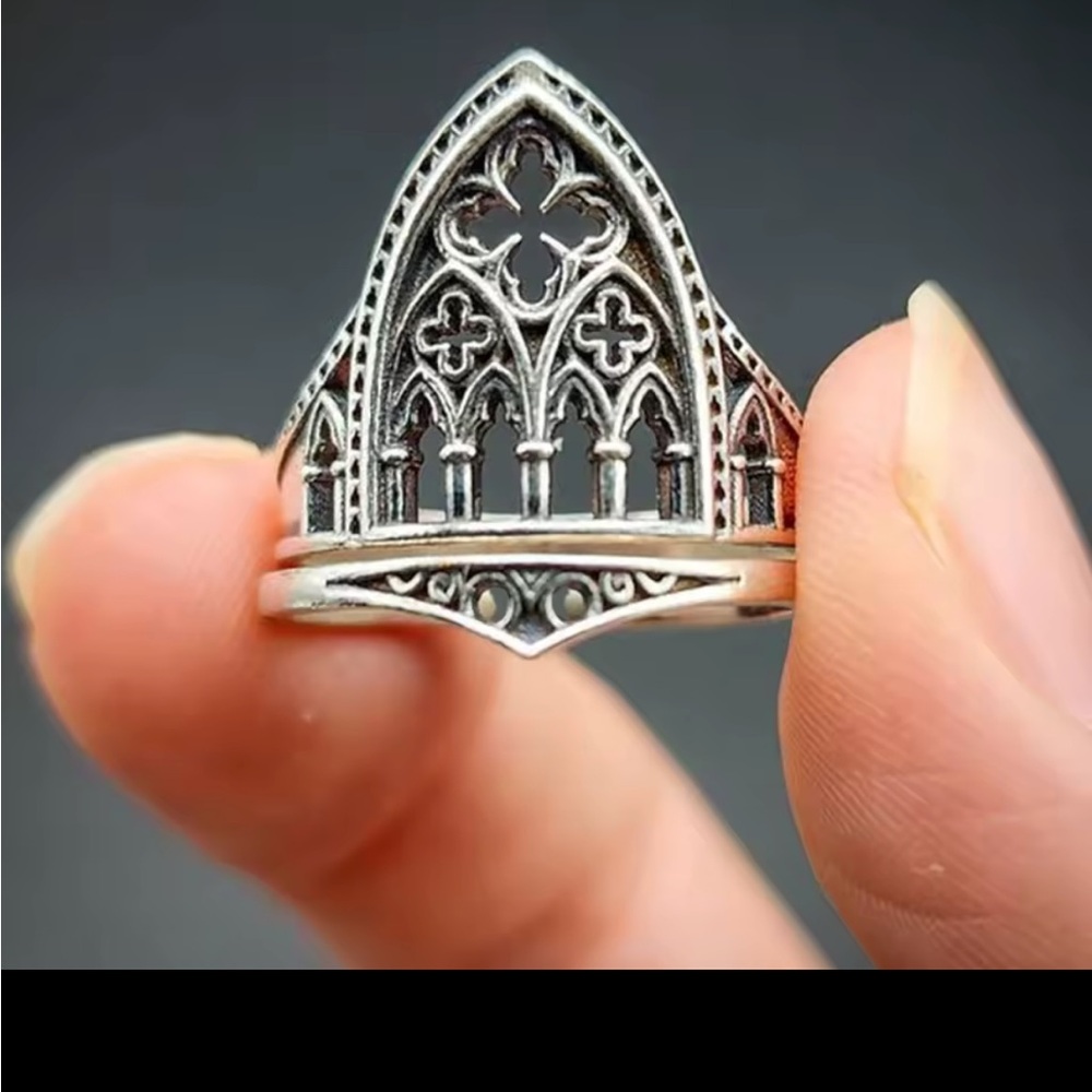 Elegant Silver Gothic Ring spooky cathedral arch goth castle Victorian vintage s